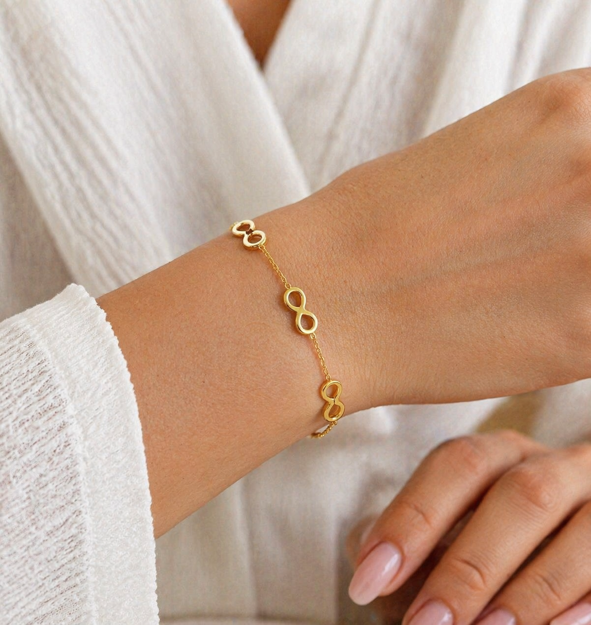 INFINITY GLOW BRACELET