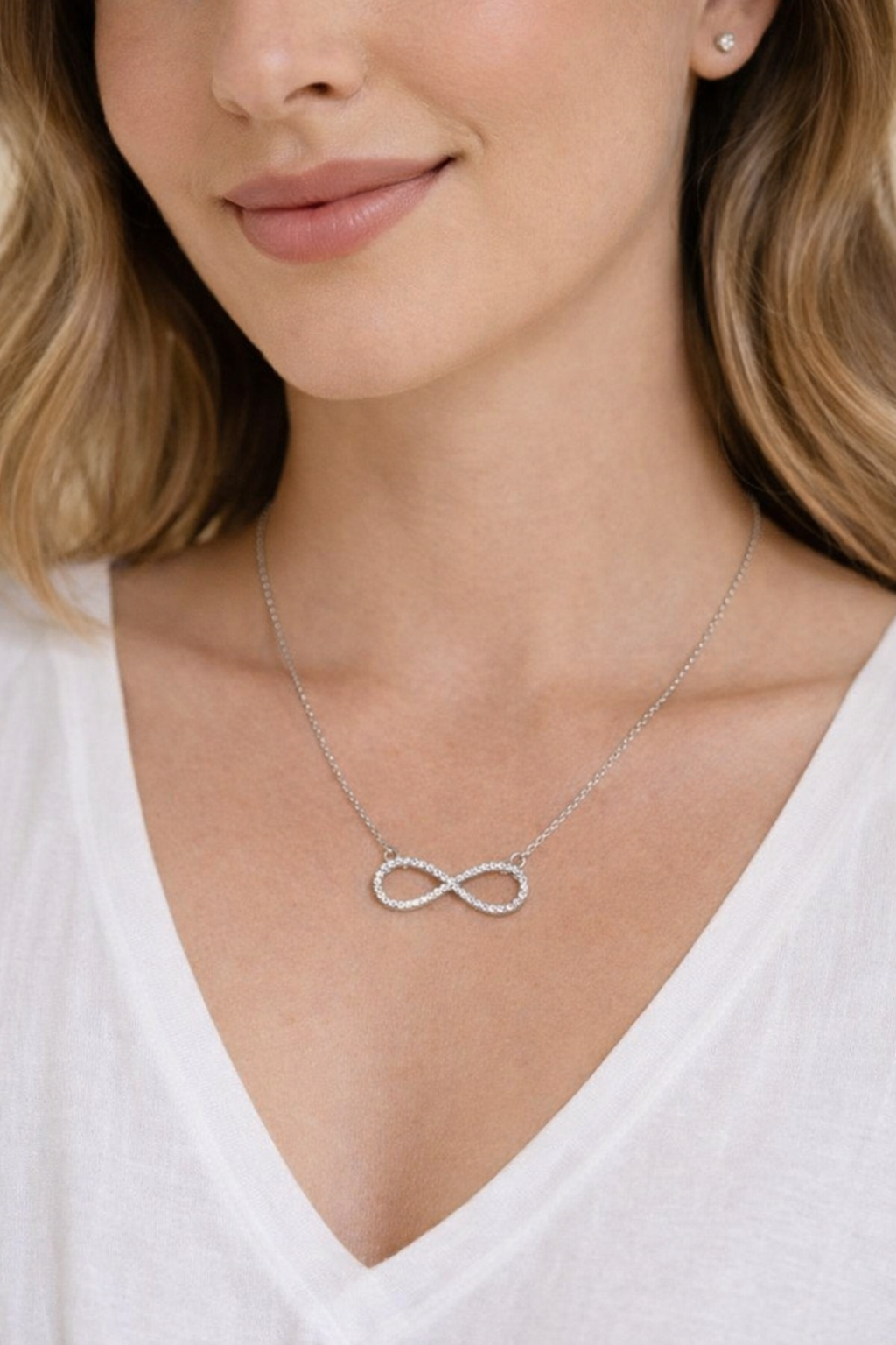 INFINITY SPARKLE PENDANT NECKLACE