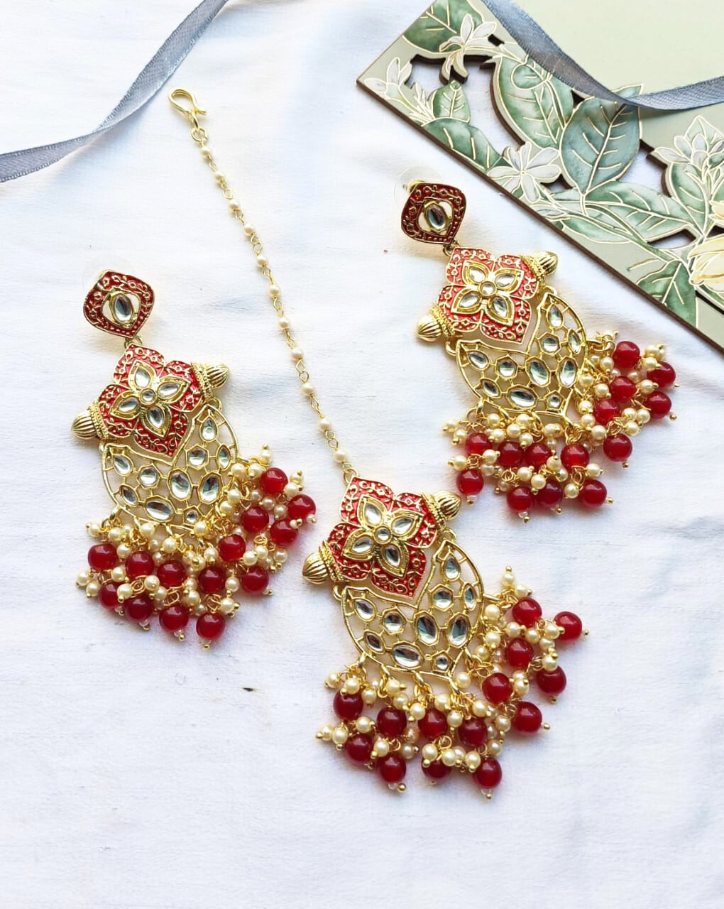 SHALAKA MANGTIKA EARRINGS SET