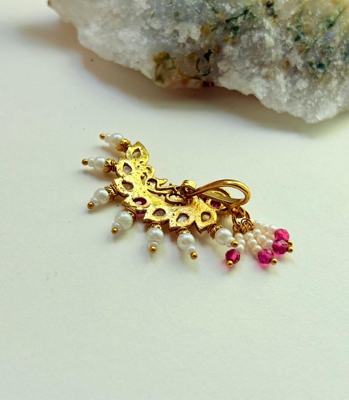 ROYAL PEACOCK NOSEPIN