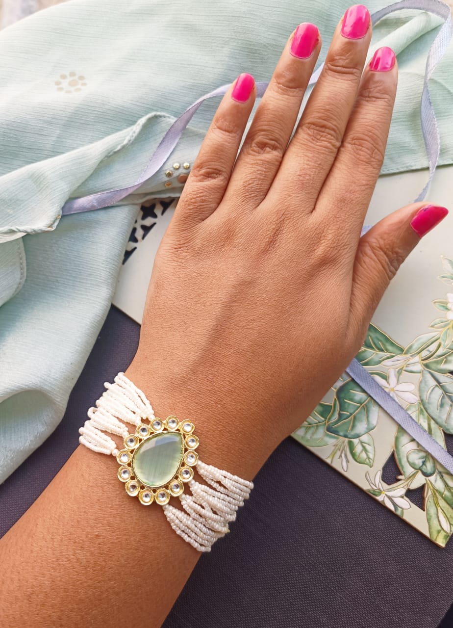 ARADHANA MINT PEARL BRACELET