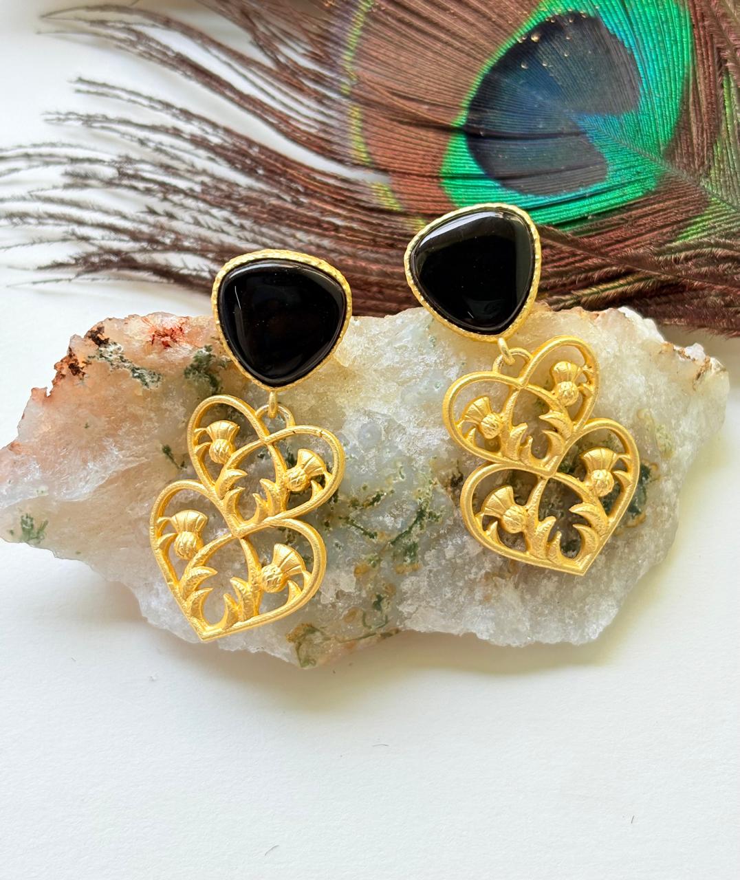 GOLDEN HEART BLOOM EARRINGS