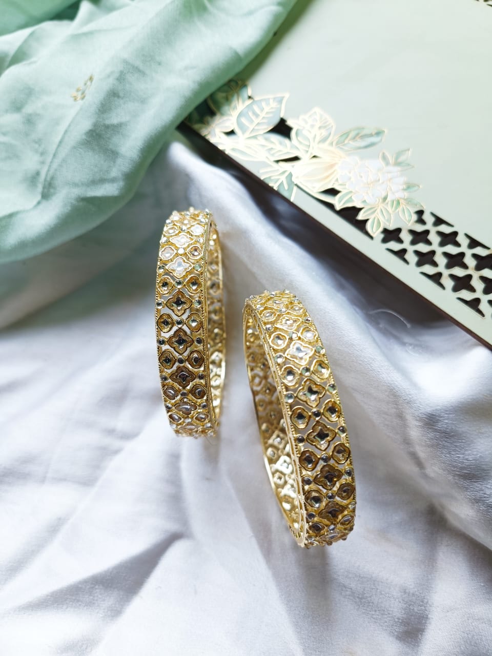 KASHVI INDO WESTERN BANGLES