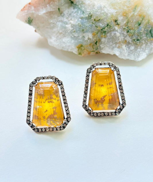 GOLDEN GLOW STATEMENT STUDS