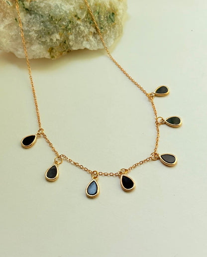 GOLDEN TEARDROP NECKLACE