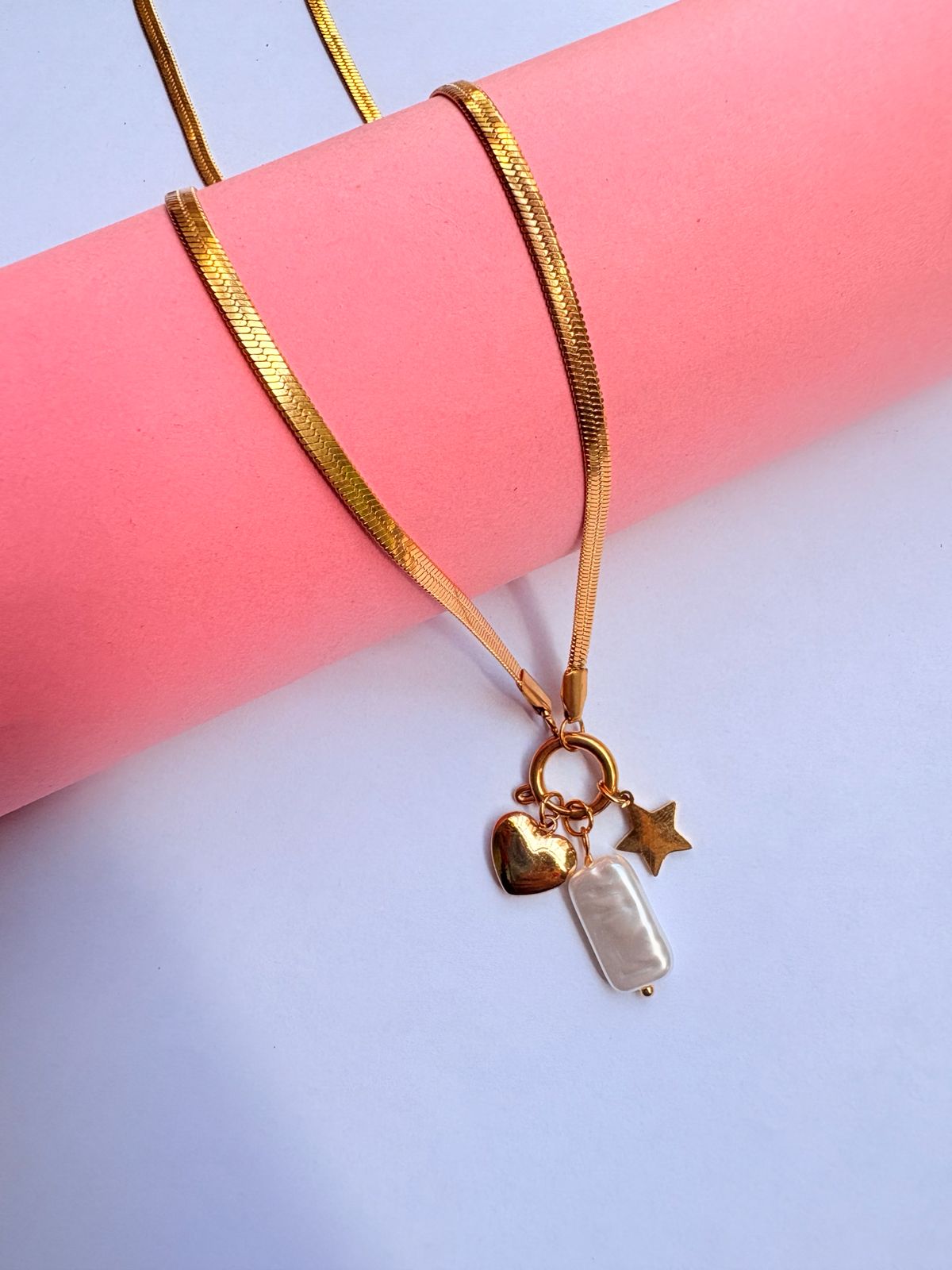 STARRY HEART PEARL NECKLACE