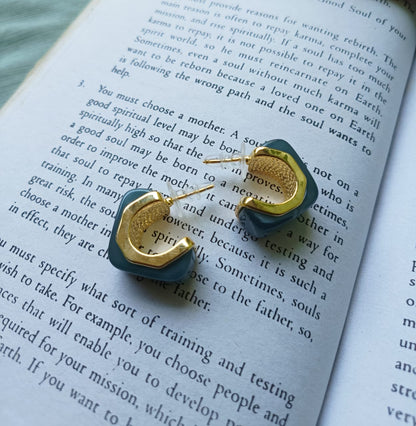 MIA KOREAN STUDS