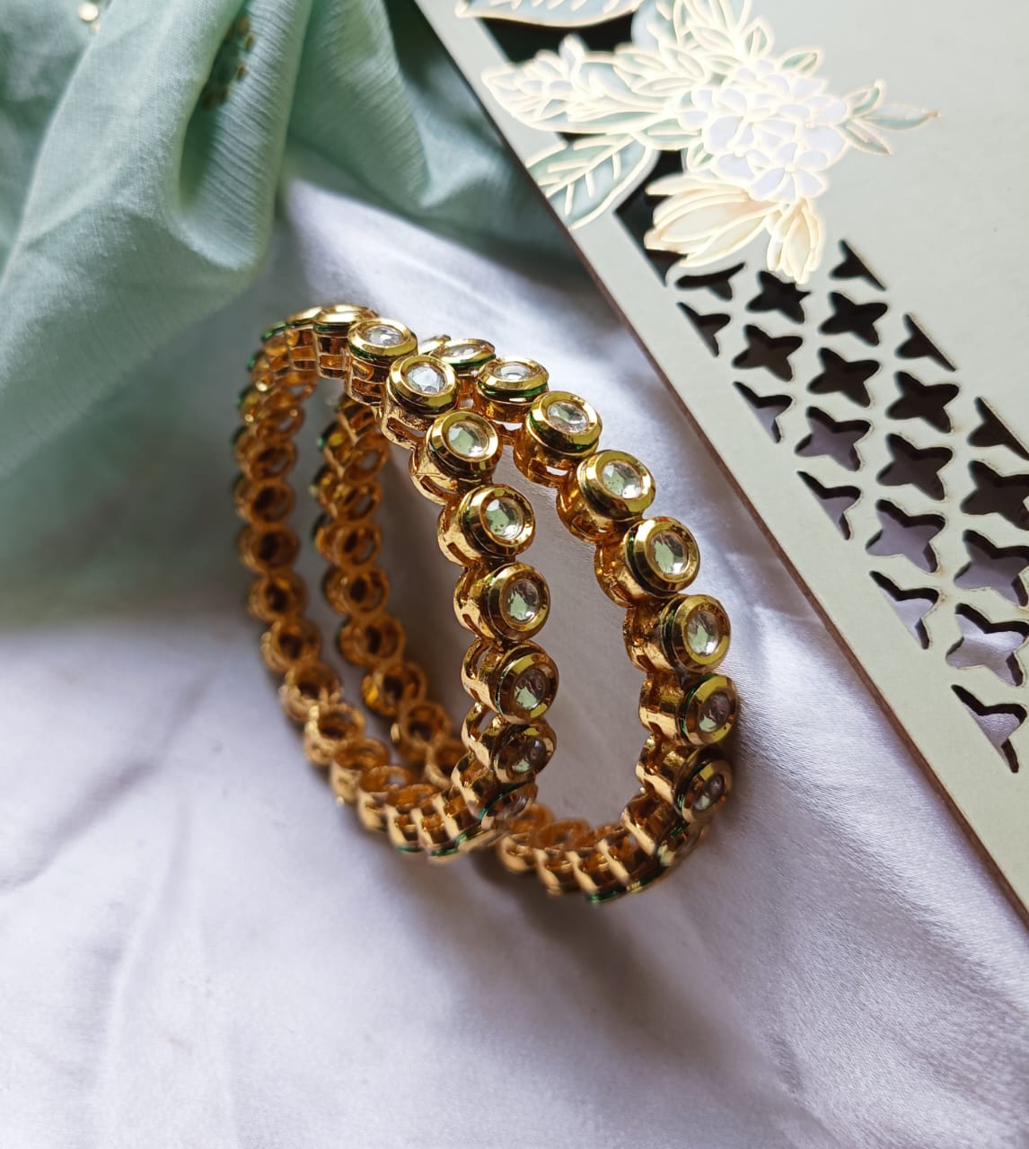 PRERANA KUNDAN BANGLES