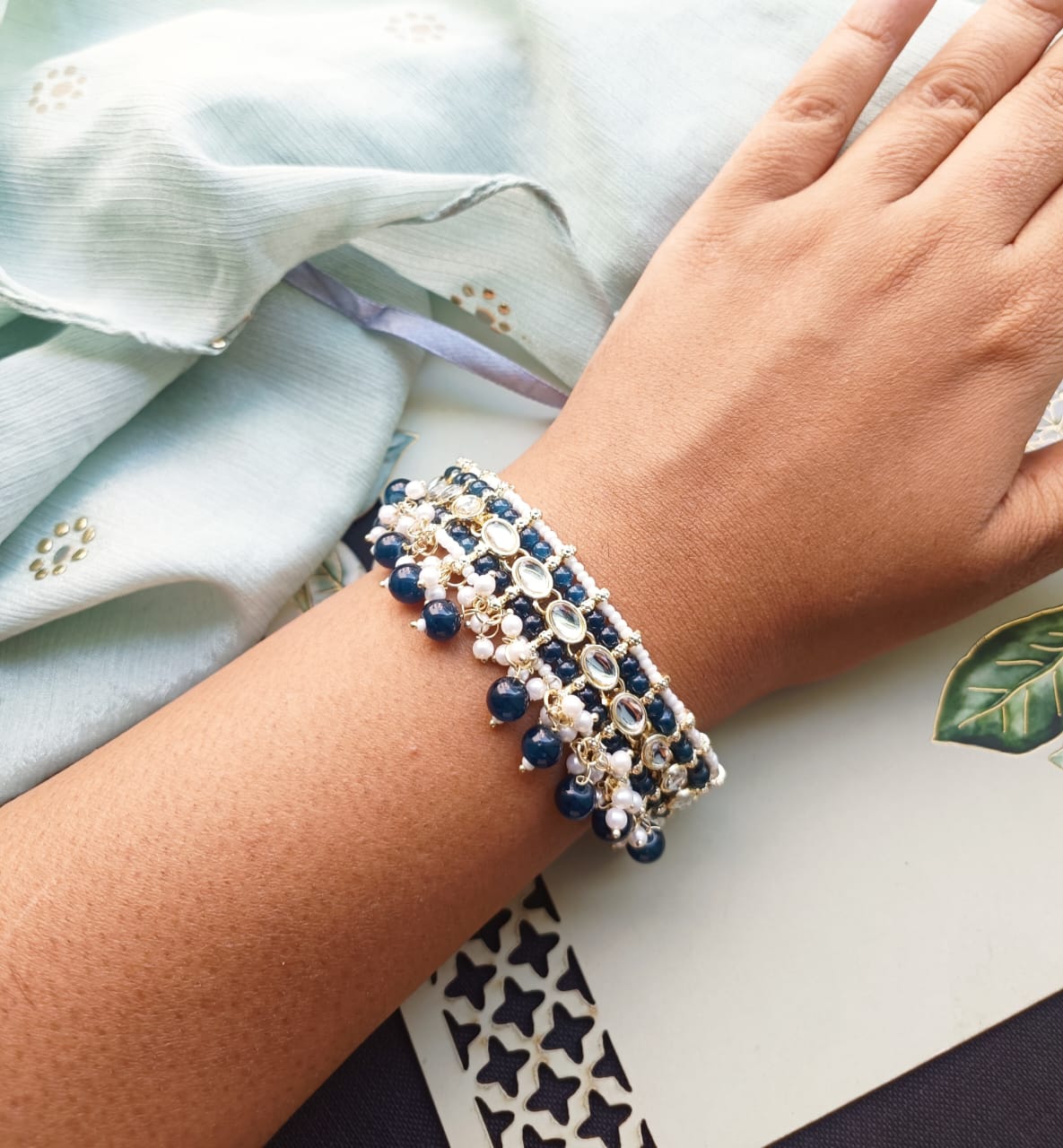 MISHIKA PEARL BRACELET