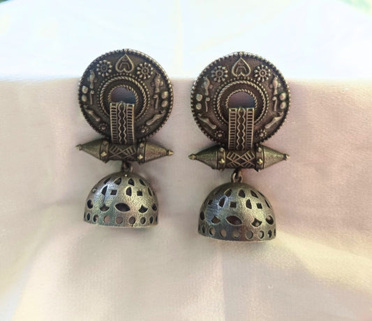 GAYATRI BLACK POLISH JHUMKA