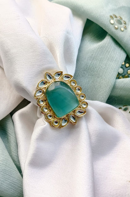 DESI SWAG FINGER RING