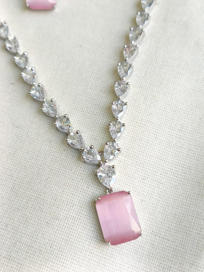 AMELIA SILVER NECKLACE