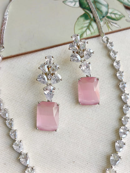 AMELIA SILVER NECKLACE