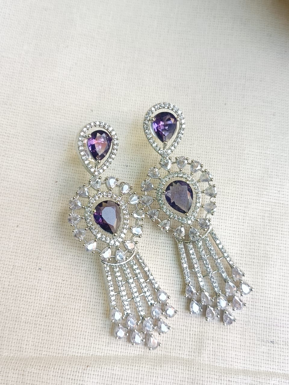 GIRIJA SILVER NECKLACE