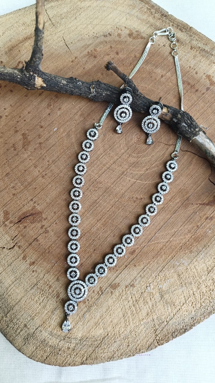 MAHIMA AMERICAN DIAMOND SET