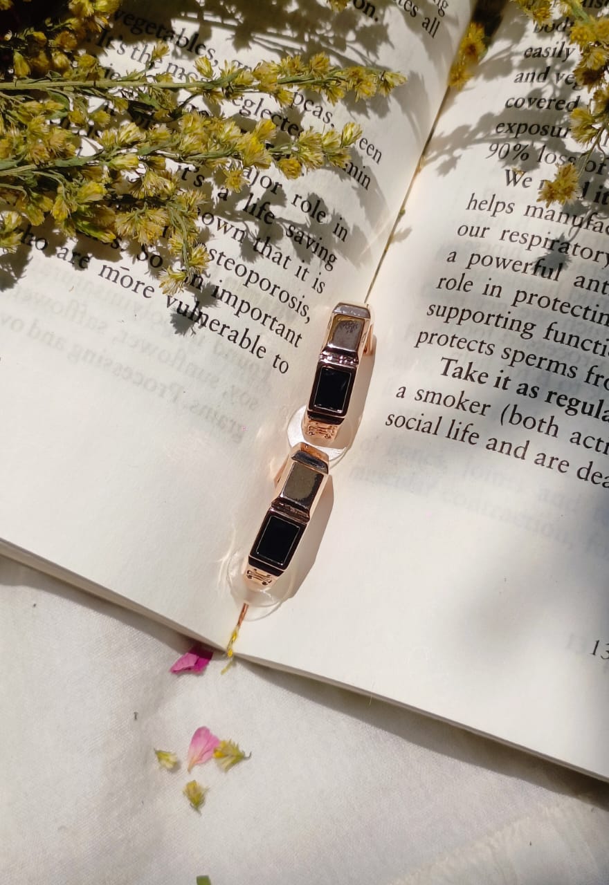 ISLA ROSE GOLD HOOPS