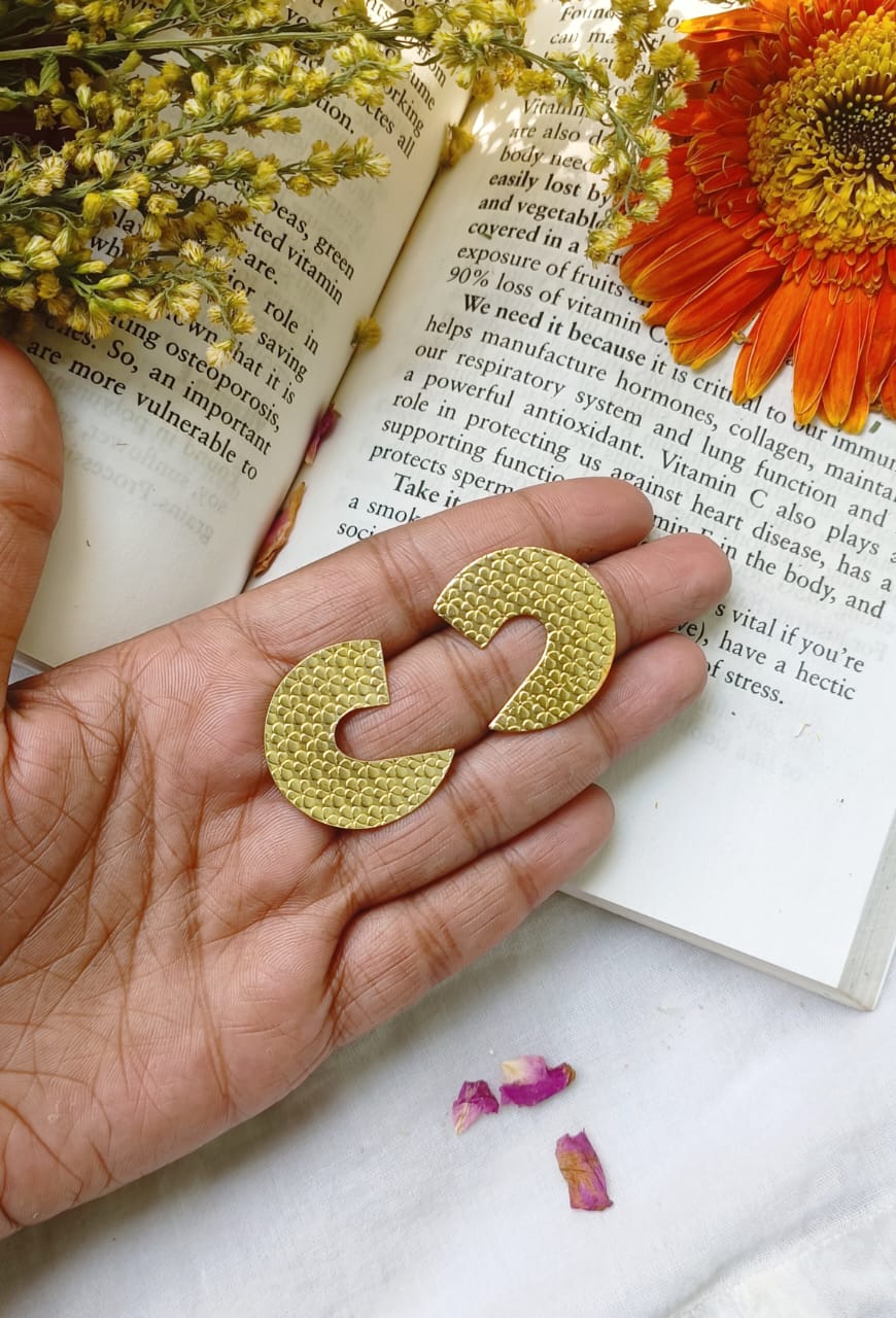 ALIA MAT GOLD EARRINGS