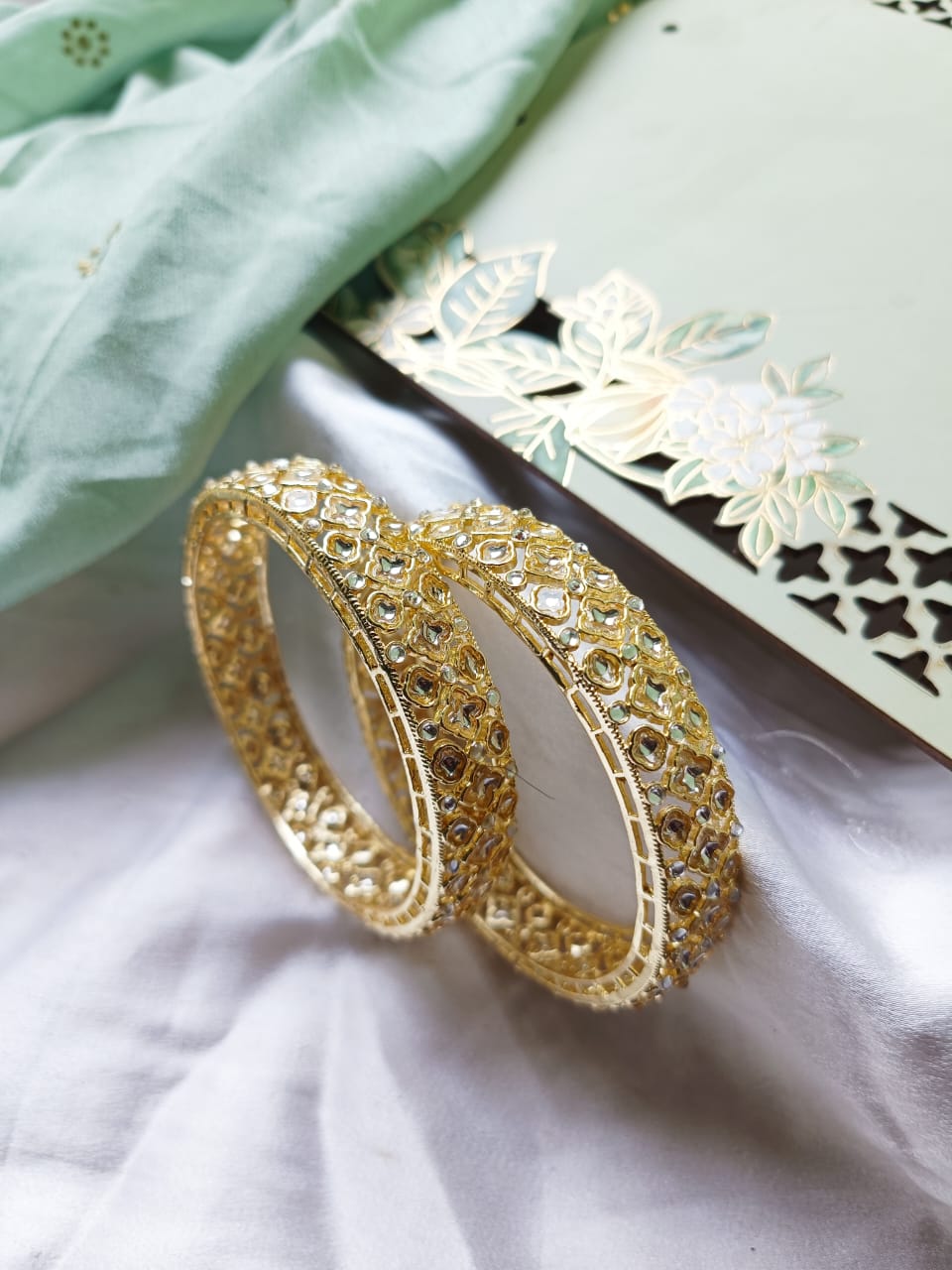 KASHVI INDO WESTERN BANGLES