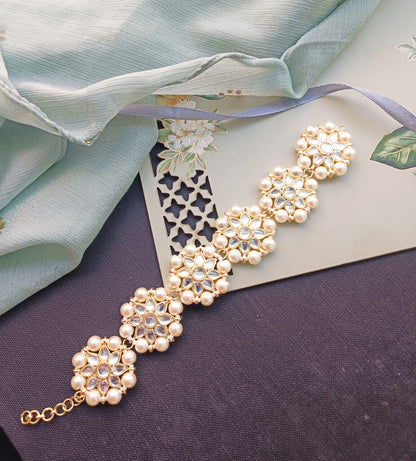 AASTHA PEARL BRACELET