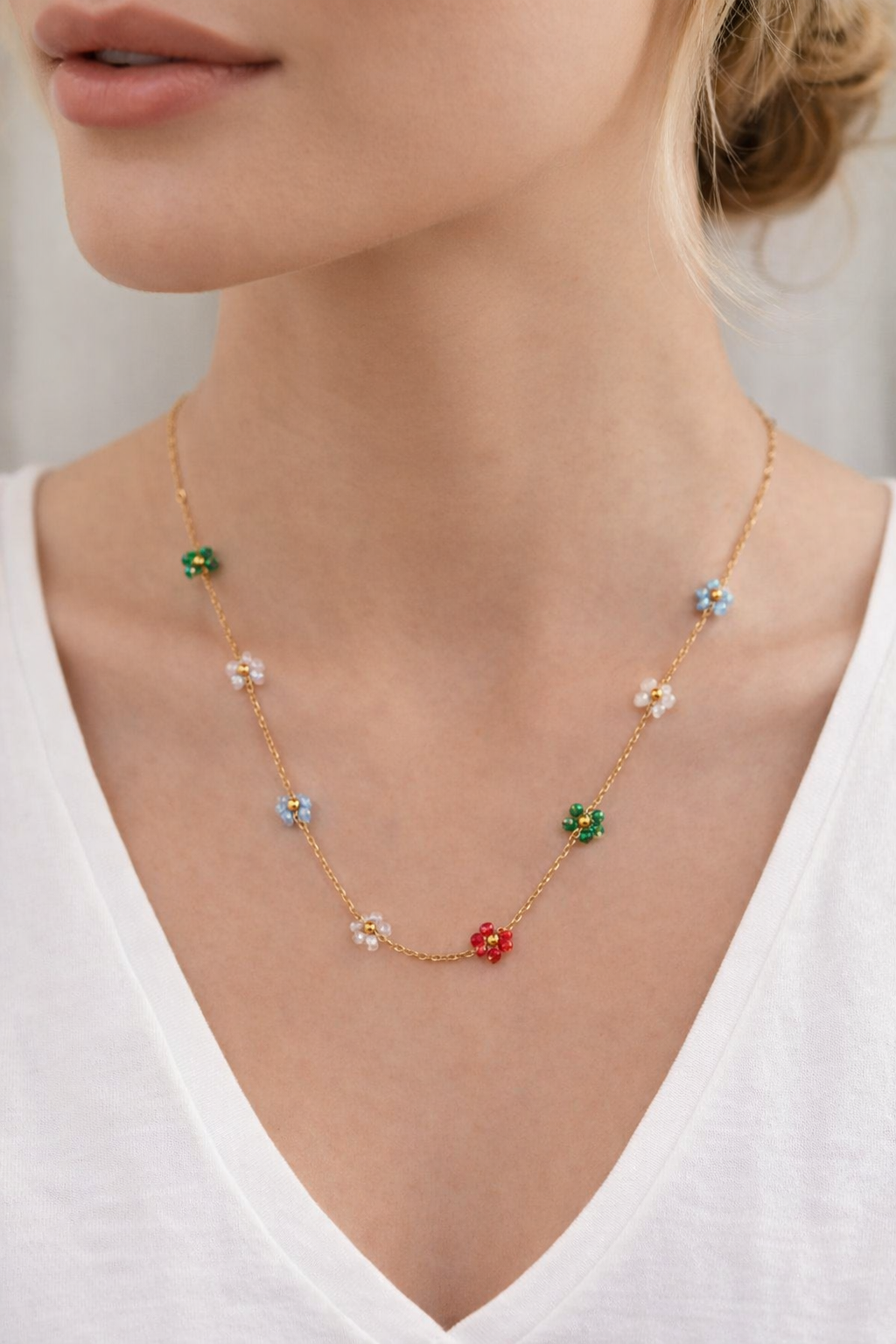 MULTICOLOR FLORAL BEADED CHAIN NECKLACE